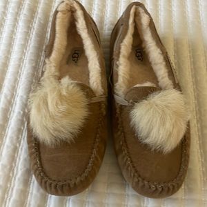 Ugg Pom Pom Slippers Size 9